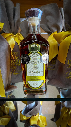 Cachaça Extra Premium Ademilson Tápparo Blend – 750ml (Cópia)