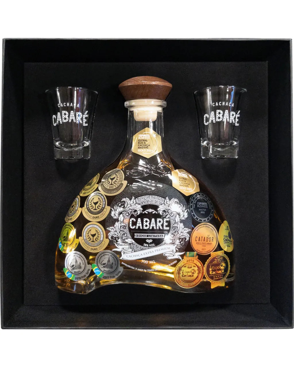 Kit Cachaça Cabaré Extra Premium 15 Anos (Cópia)